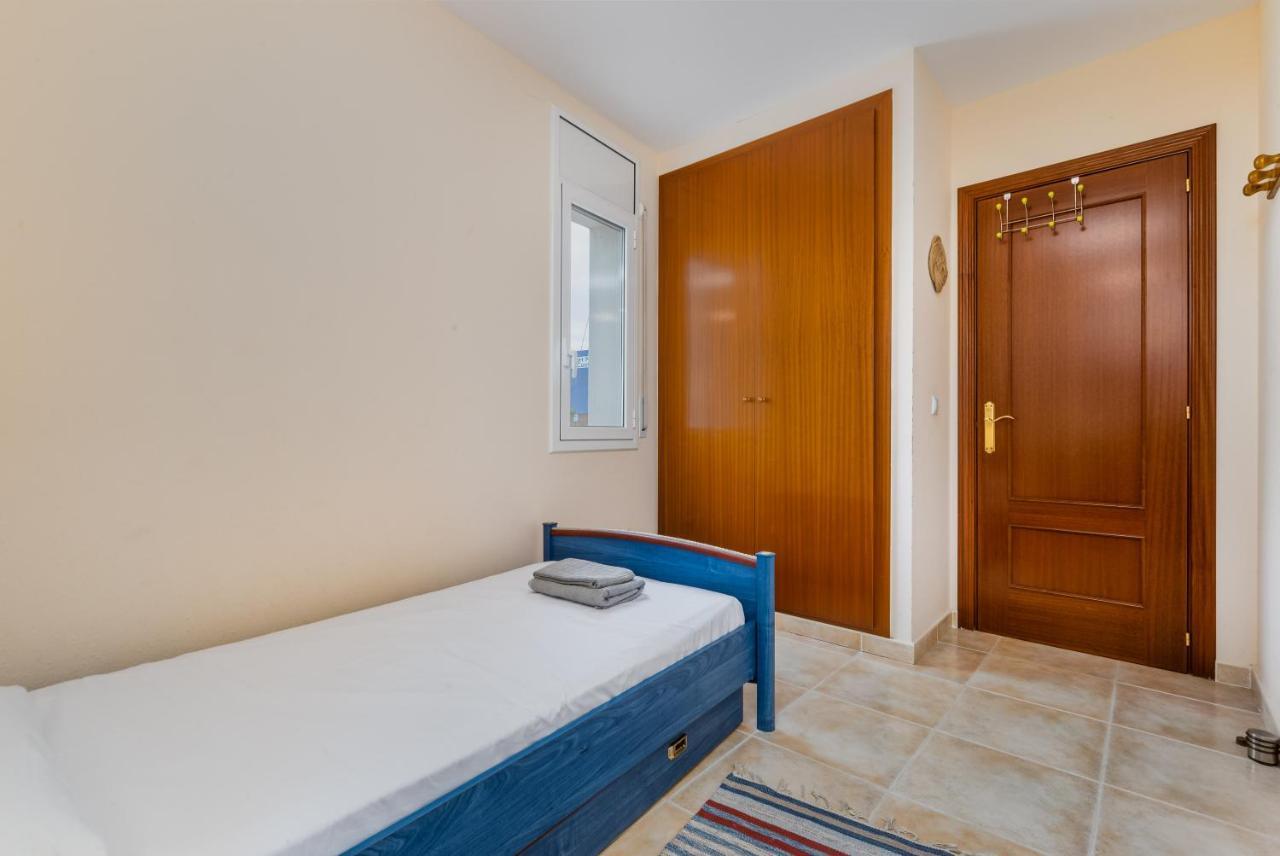 Welcs Apartamento 008 Emp Cerca De La Playa Apartment Empuriabrava Bagian luar foto