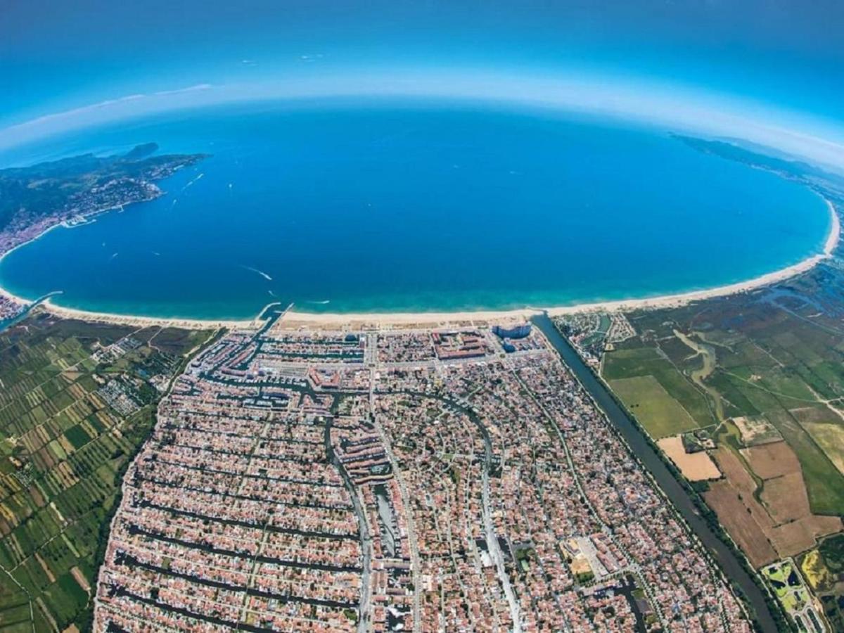Welcs Apartamento 008 Emp Cerca De La Playa Apartment Empuriabrava Bagian luar foto